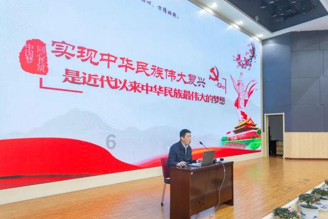 美丽皇后逃脱